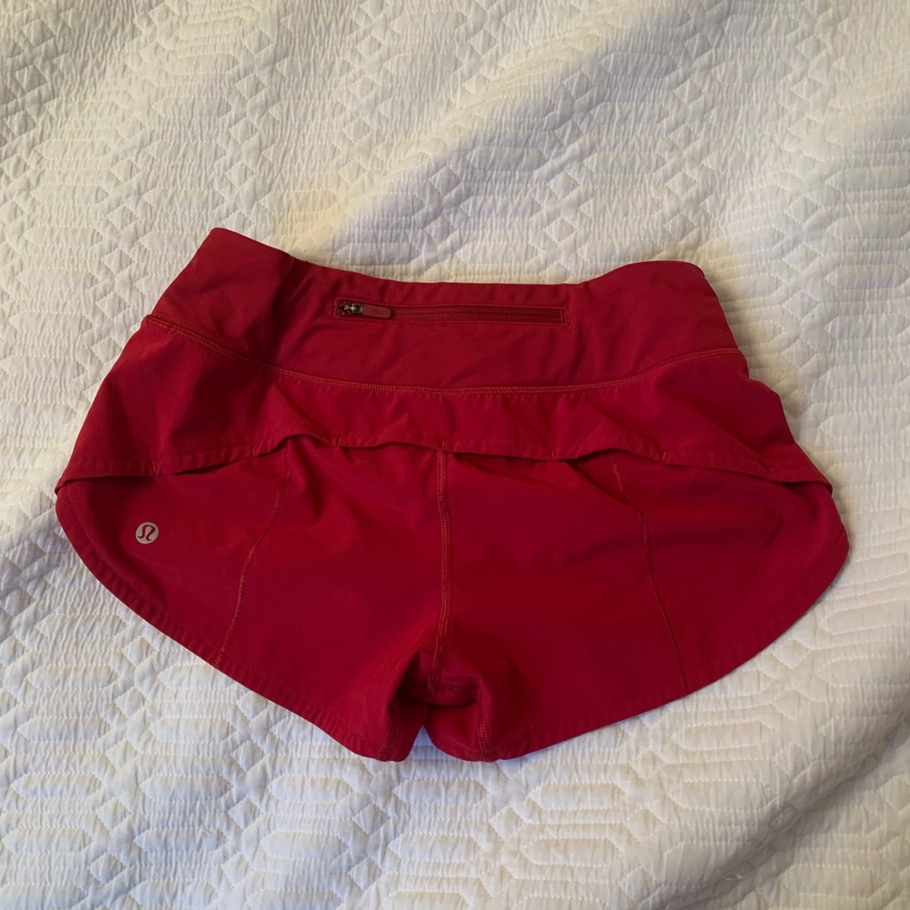 perfect condition lulu speed up shorts 2.5